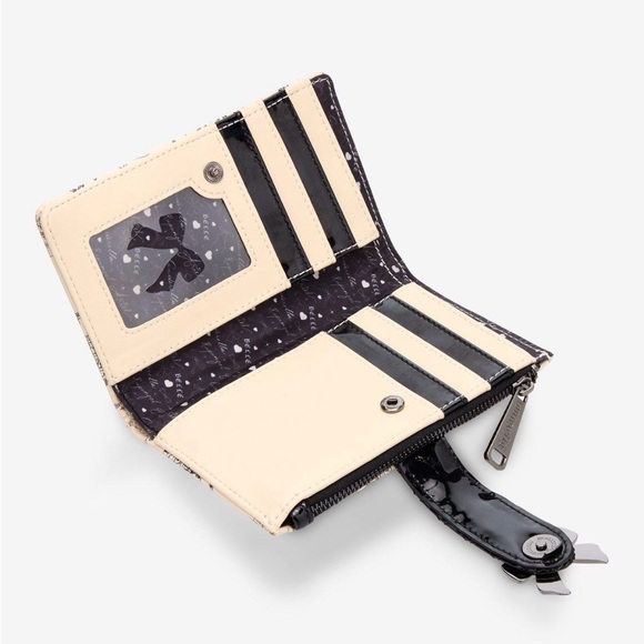 Loungefly Disney Princess Sketch Icons Wallet NWT - Picture 4 of 4